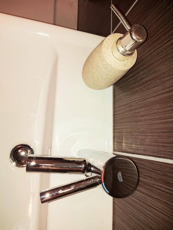 Nora Apartment เมร์โคปาลิ ภายนอก รูปภาพ